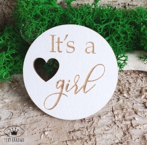 Tekturka napis- IT’S A GIRL, grawer