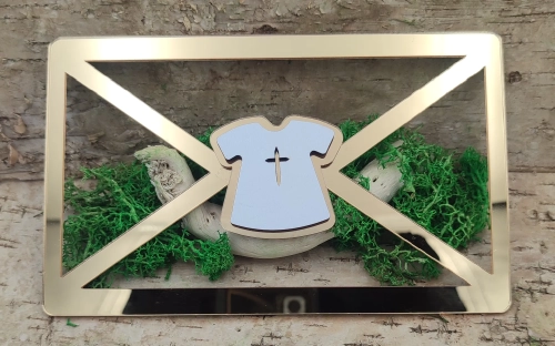 koperta na banknoty złota pleksi motyw chrzest swiety szatka.webp